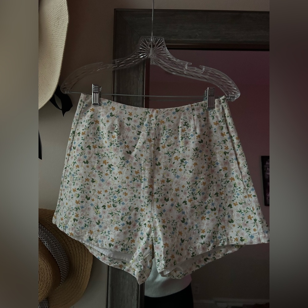 Rhythm Women’s Floral Linen Lavinia Short